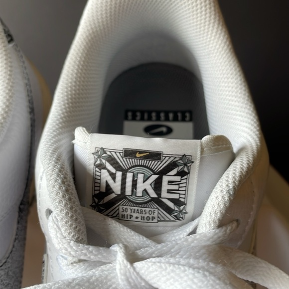Nike Air Force One’s Men’s Size 9.5 50 Years of Hip Hop Nike AF1 Classics White - Picture 6 of 13